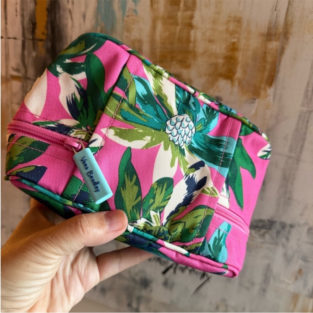 Brand new Vera Bradley cosmetic bag floral bright